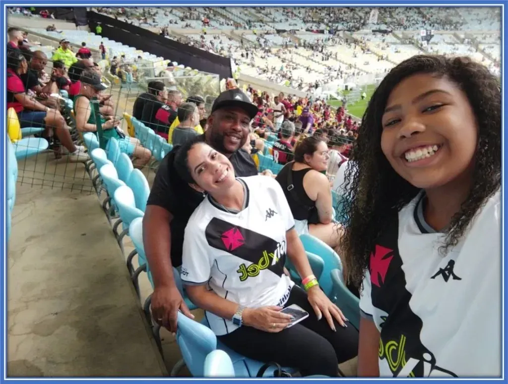 Having a sister in Andressa, who is a football fanatic, is fun and exciting.