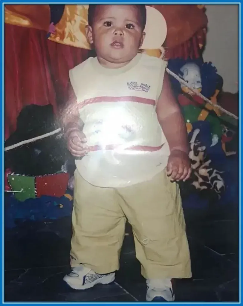 We'll tell you the story of Andrey Santos, a little boy who shed his baby fat because of his grandmother.