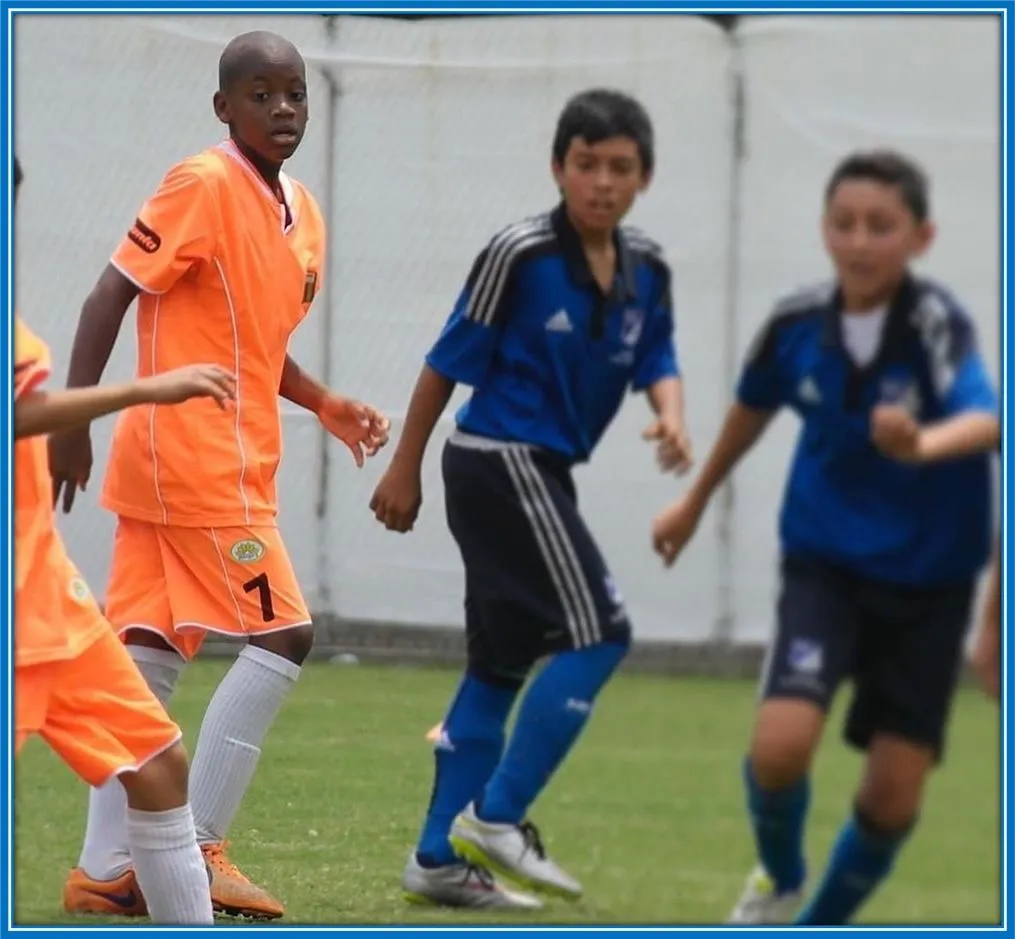 Being this tall was beneficial to Duran's positions in football.