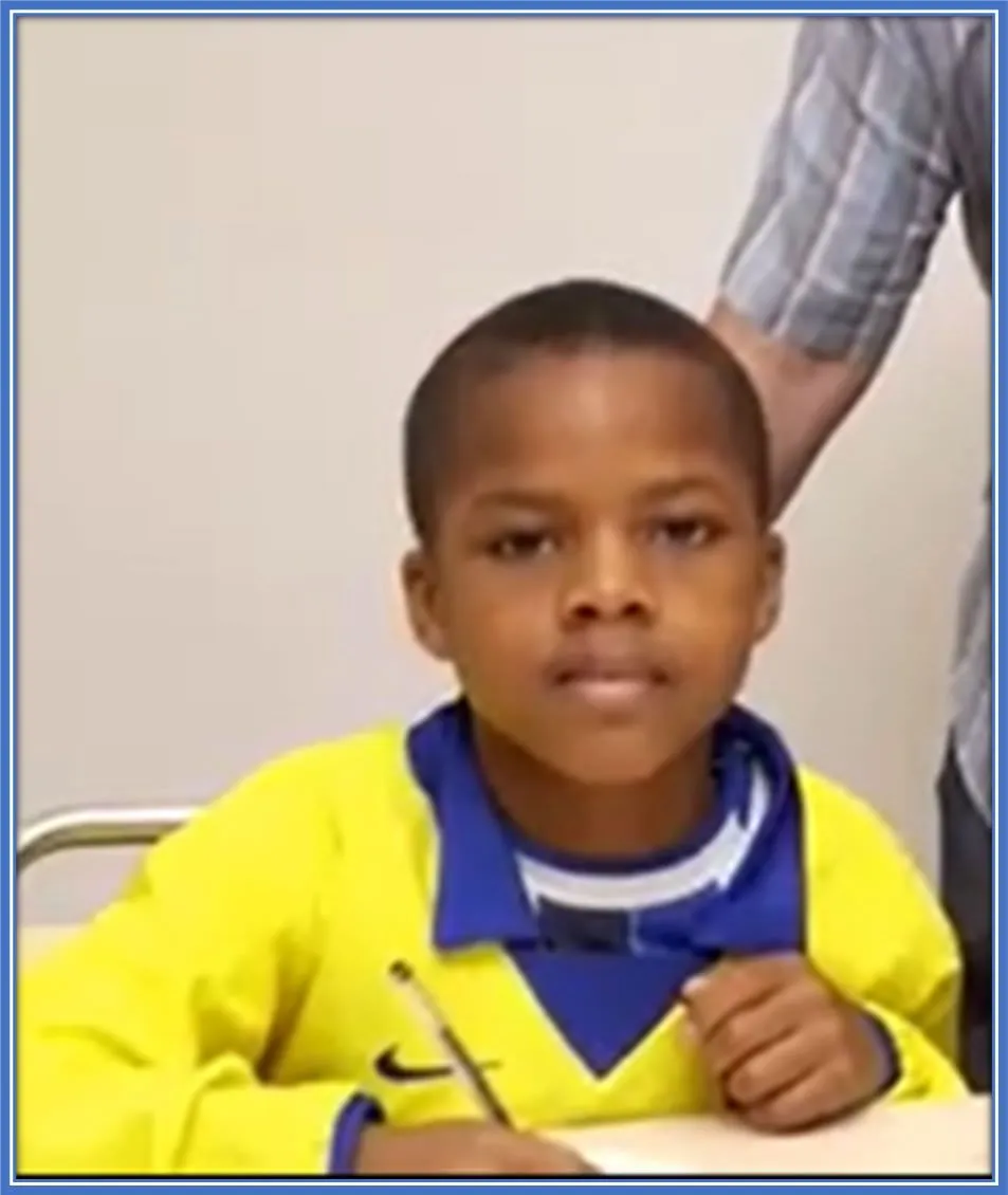 Youngster Chuba signing his first Academy contract.