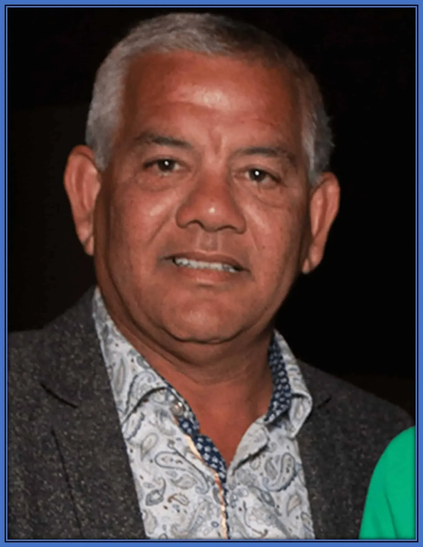 Sam Kerr's dad, Roger Kerr is a former Australian rules footballer and coach.