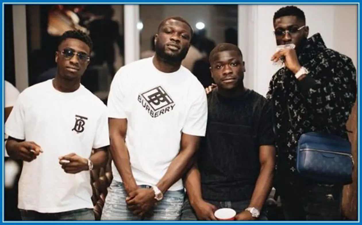 Meet Brobbey's Brothers (Kevin, Derrick, and Samuel). With Older ones like this, the Striker was always of good conduct.