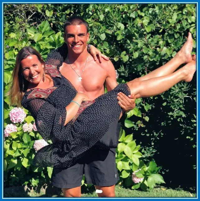 See how fondly the Defender carries his mother, Zana Sussan.
