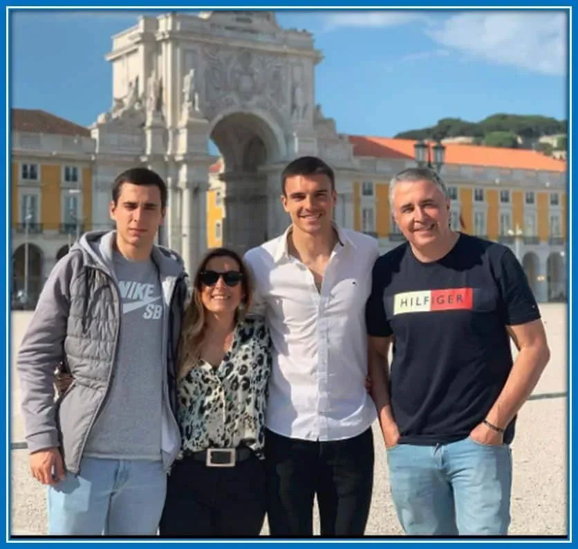 Meet Joao Palhinha's Family- his brother and his parents, who are always by his side.