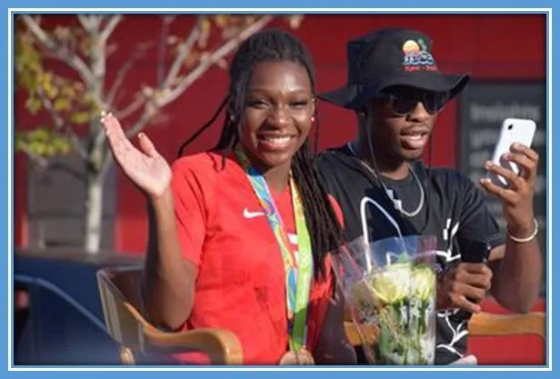 Deanne Rose and her brother, Deangelo Rose during her homecoming celebration.