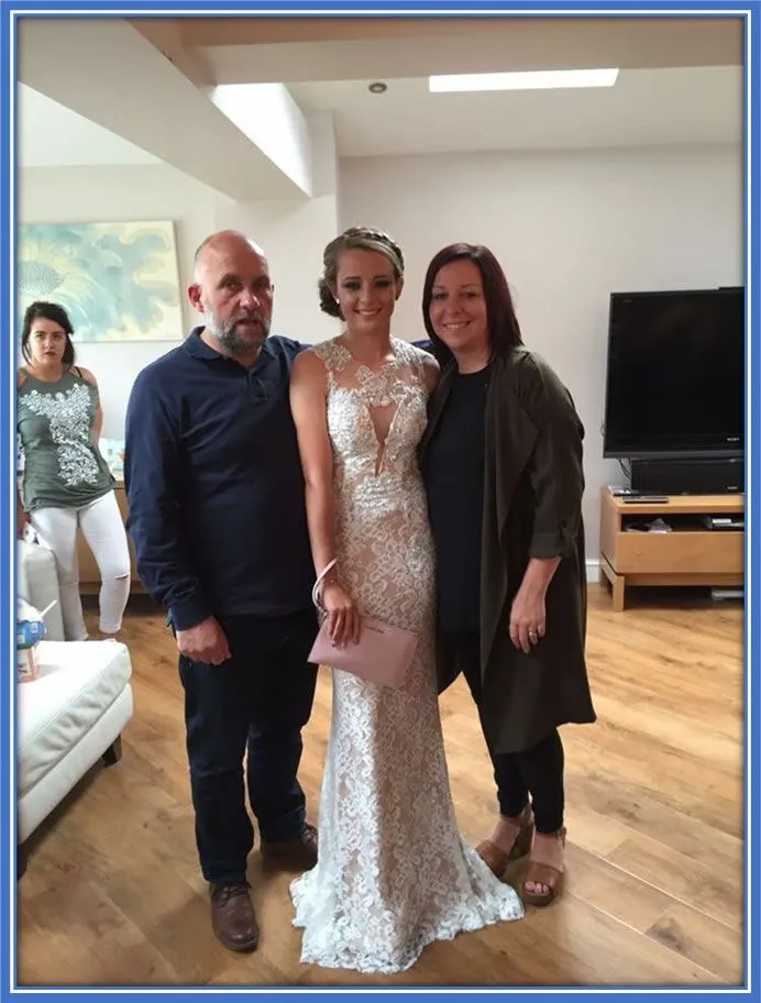 Meet Ella Toone's Parents. His Father's name is Nick Toone, and His Mum is Karen Toone.