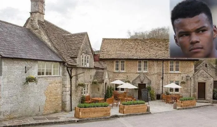 The White Hart pub in Chippenham, where Mings pulled pints. Image Credit: EuroSports and TheSun