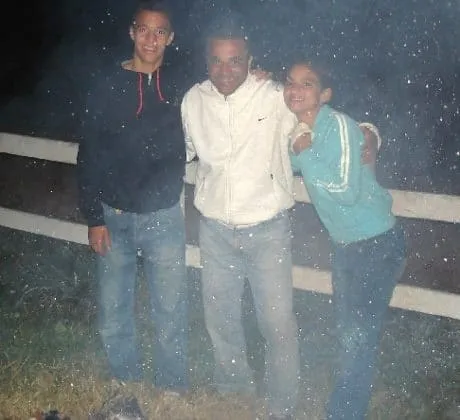 A rare photo of Rodri, his dad & kid sister Mariana during his early days.