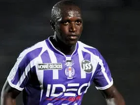 Moussa Sissoko Early Years - Professional Football.