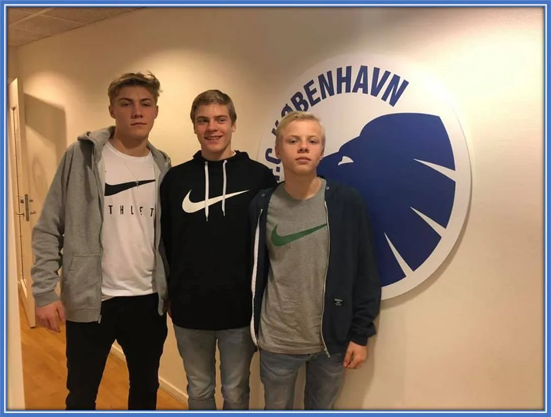 In Copenhagen, people have grown fond of the Dane brothers with the surname Højlund. And it is true that the Højlund family was a major supplier of talent to FC Copenhagen.