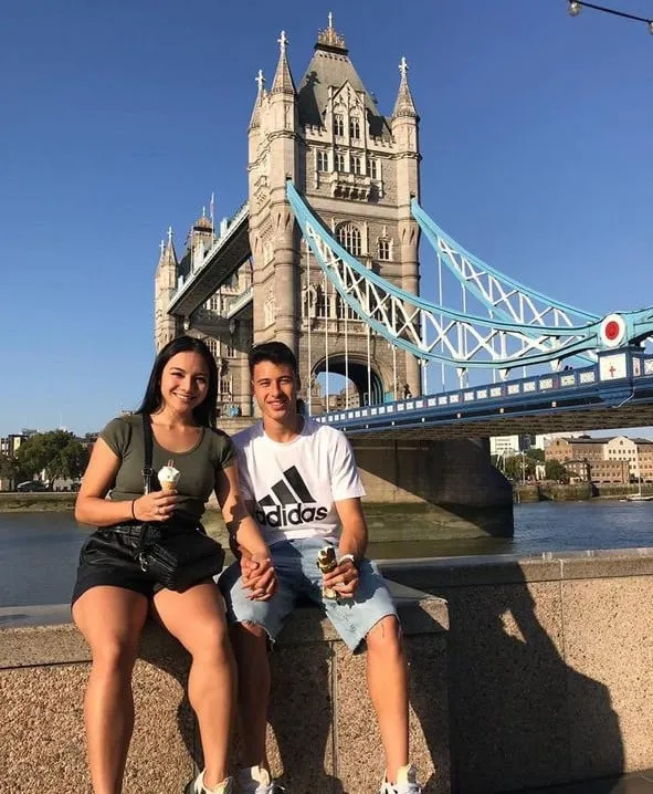 Gabriel Martinelli and Girlfriend at the London's Tower Bridge.