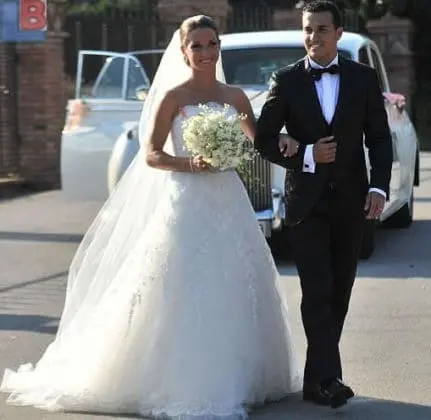 Pedro and Carolina's wedding photo.