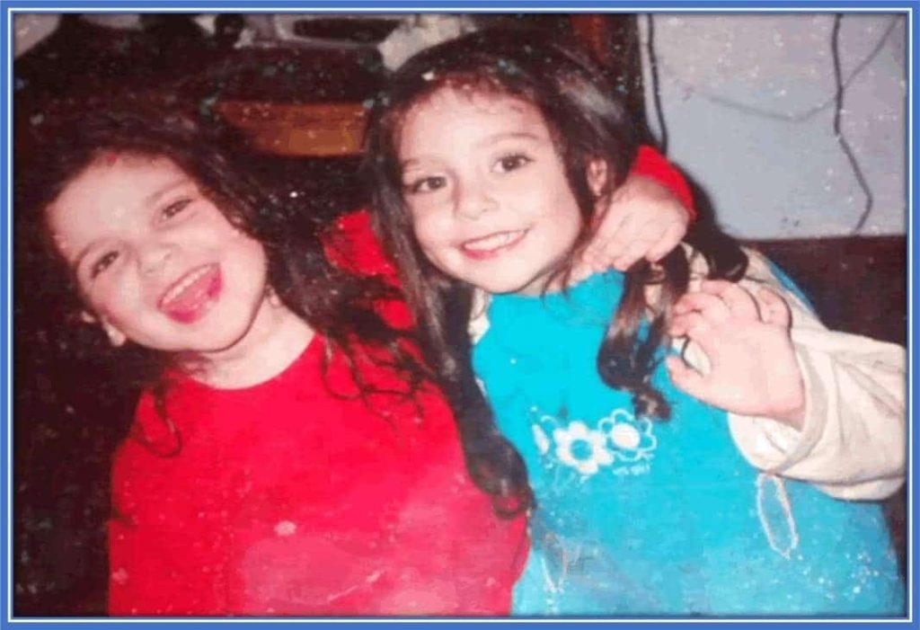 A childhood photo of Enzo Fernandez's wife-to-be with her sister, whom we regard as his sister-in-law.