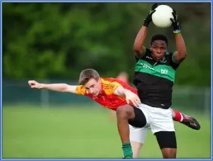 Chiedozie ogbene playing Gaelic football