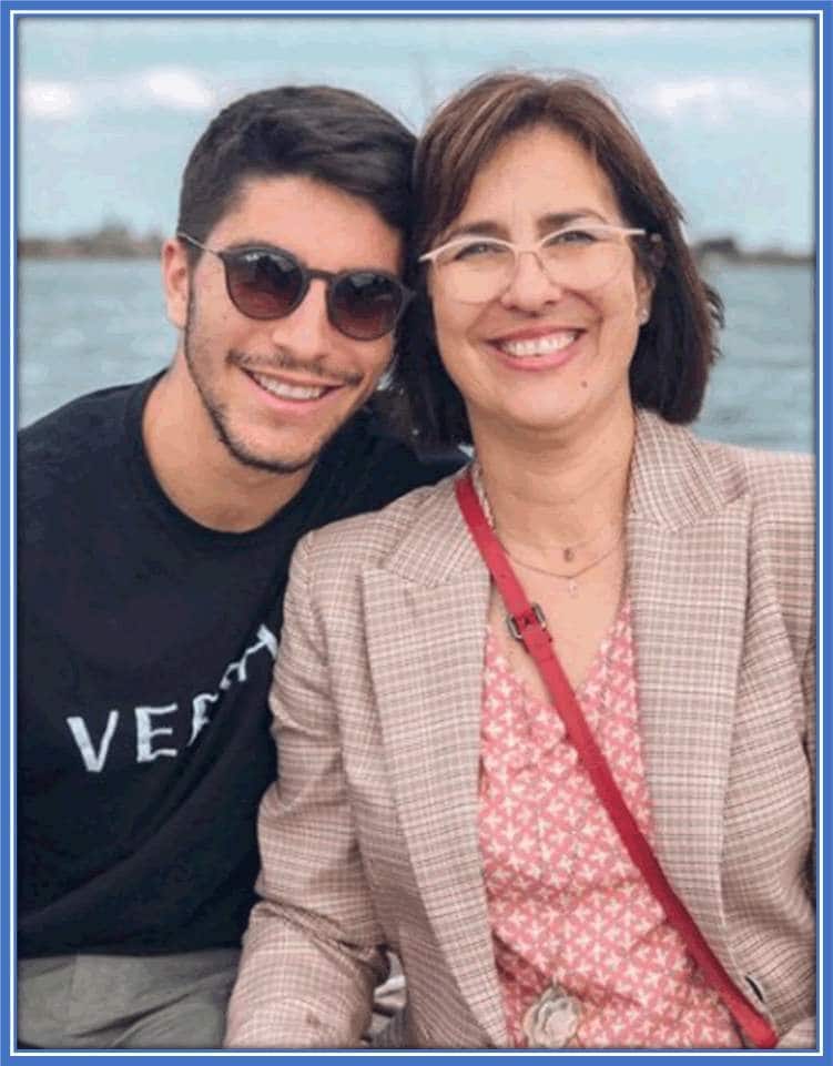 Carlos with his amiable mother, Mercedes Barragán.