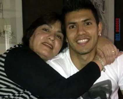 Sergio Aguero and Mother.