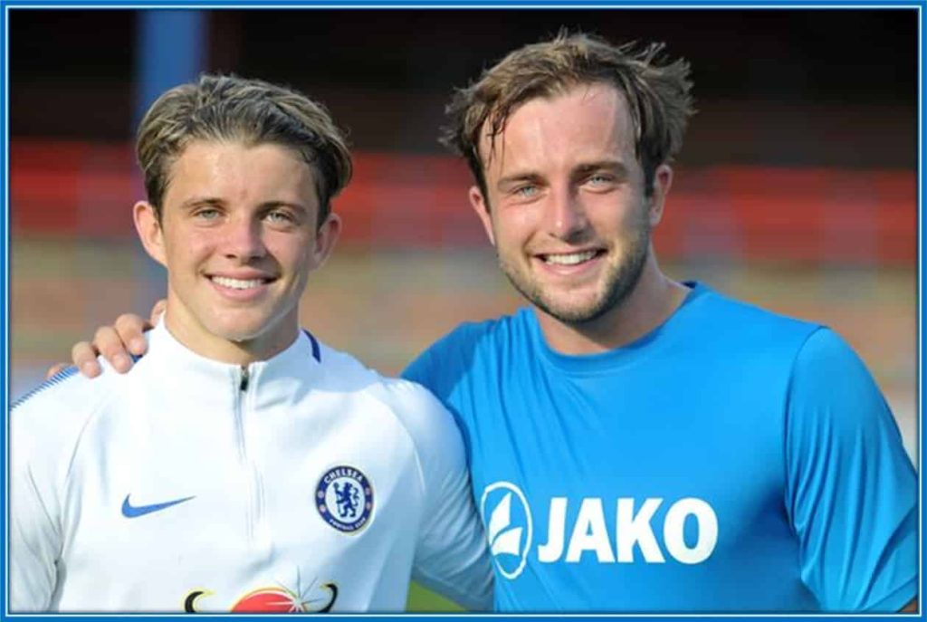 Meet Conor Gallagher's older brother Jake. During this time with Aldershot Town - just after he faced his brother.
