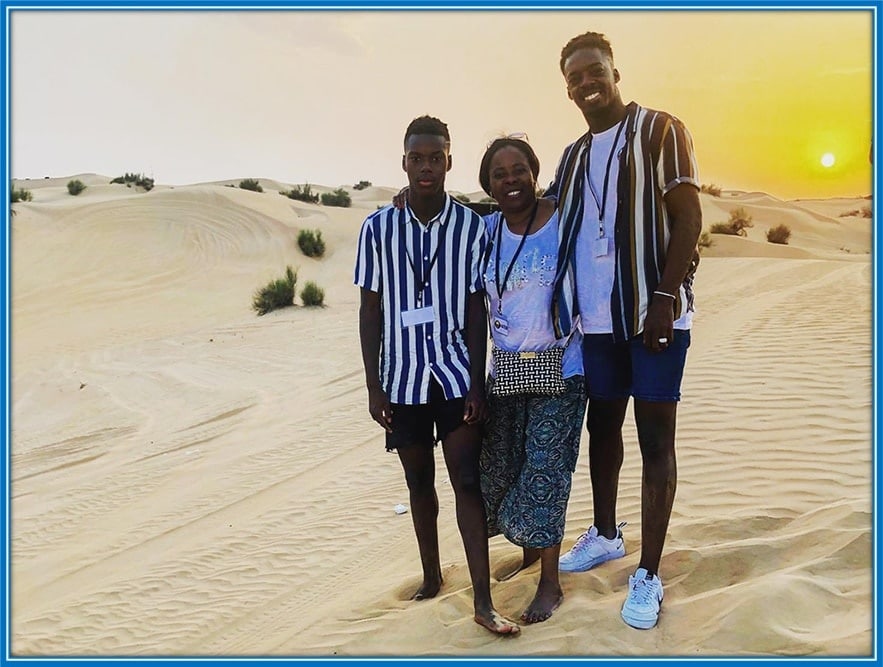 On this day, Maria, Nico and Inaki visited the Sand Dunes of the Dubai desert. Walking barefooted on the desert reminded her of the painful journey through the dangerous Sahara desert.