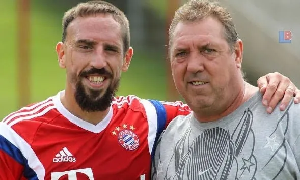 Franck Ribery and his Dad poses for a photo.