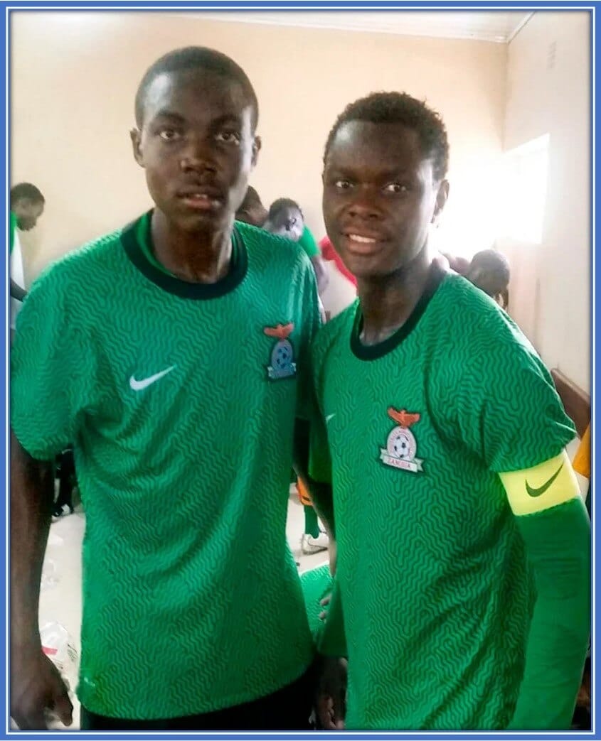 A rare photo of Mwepu and Daka in their earliest soccer career.