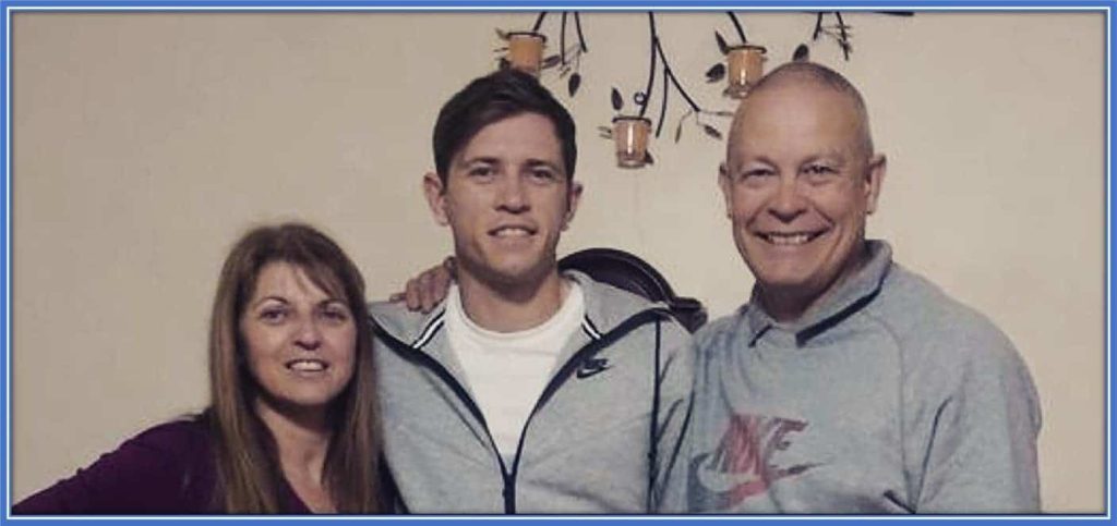 Meet Craig Goodwin's Parents - his look-alike Mum and a jovial-looking Dad.