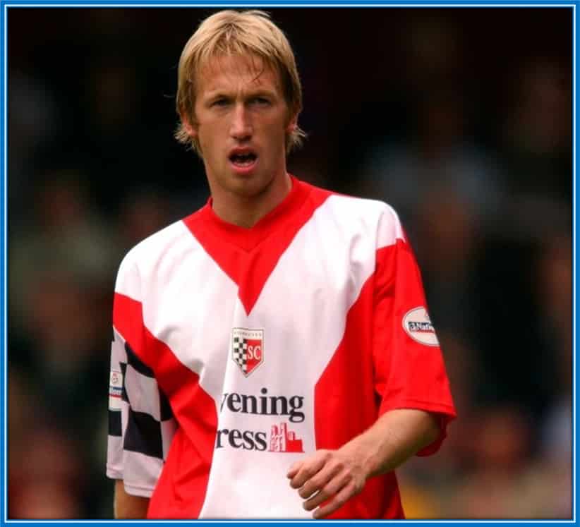 Poor Graham Potter left football so young. At the age of 30.