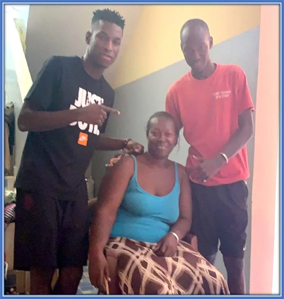 Nicolas Jackson's Mum is an embodiment of diligence and fortitude, a woman who instilled in her two sons (Nico and Christian) the virtues of discipline, tenacity, and hard work from a tender age.