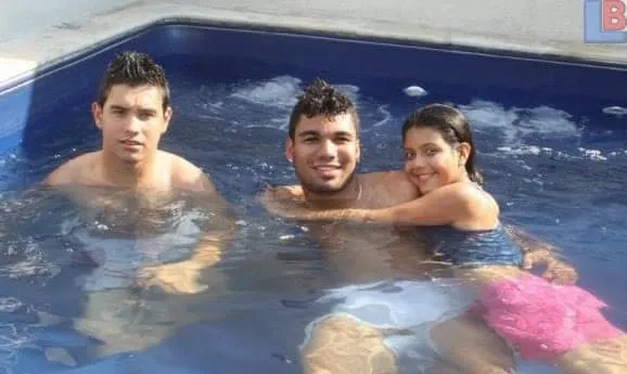 Casemiro- Spending quality pool time with siblings.