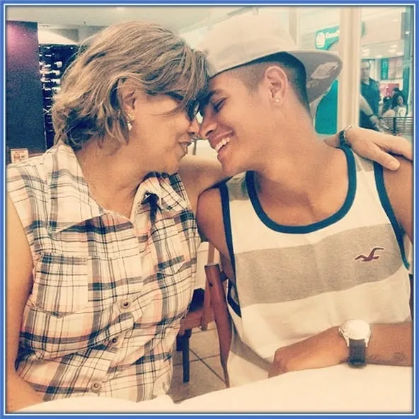 The love between Marcia Moura and Bruno is infinite. He cannot outgrow it and a mother cannot conceal it.