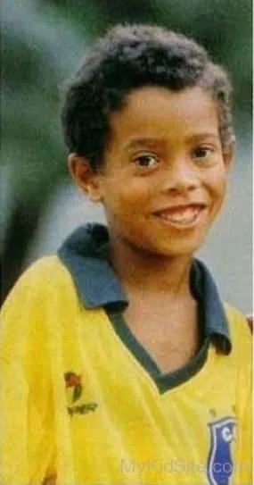 This is Ronaldinho in his childhood days. He never lost that cheerful smile of his.