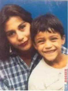Young Alexis Sanchez with his beloved Mother - Martina Sanchez.