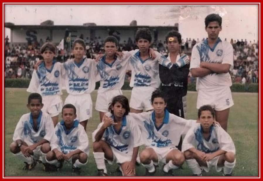 Pepe with the Gremio Esportivo Napoli club.