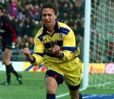 Federico Chiesa's dad was a prolific goal scorer for many Italian clubs, including Parma.
