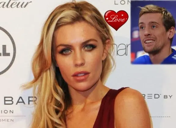 In 2006, fans got to know the relationship between Peter Crouch and Abigail Marie Clancy.