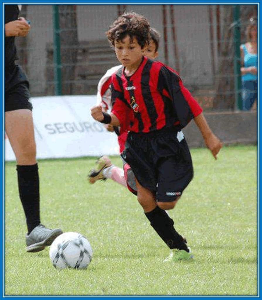 The earliest picture of Goncalo Ramos when he began to play football.