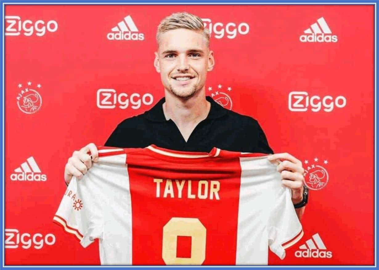 A photo of when the Dutch winger Taylor entered the senior team of AFC Ajax. 
