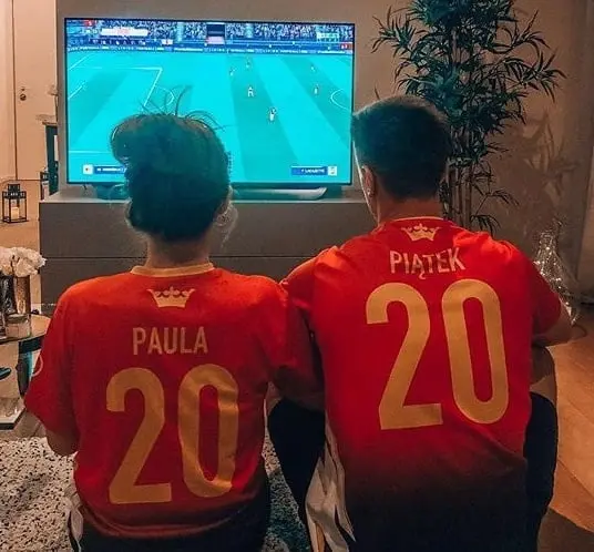 Couple goals: Piatek and his wife have a common hobby in playing video games.
