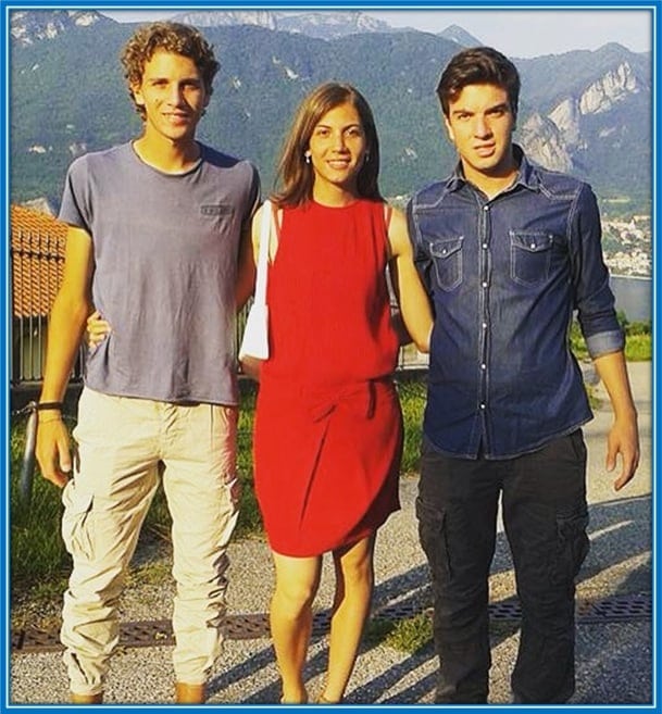 The children of Simona and Emanuele are all grownups. Manuel was very short back then. He is now a giant.