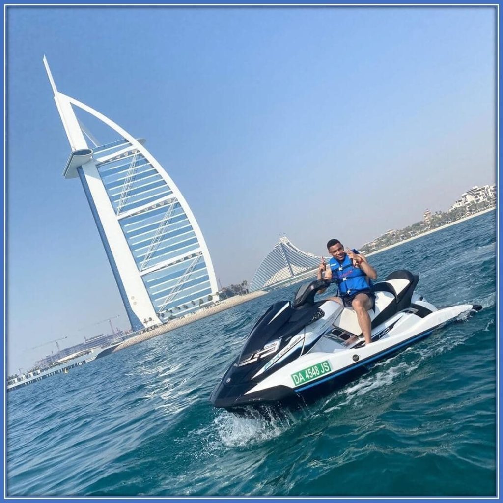 He ended up cruising boats during his vacation to Dubai.