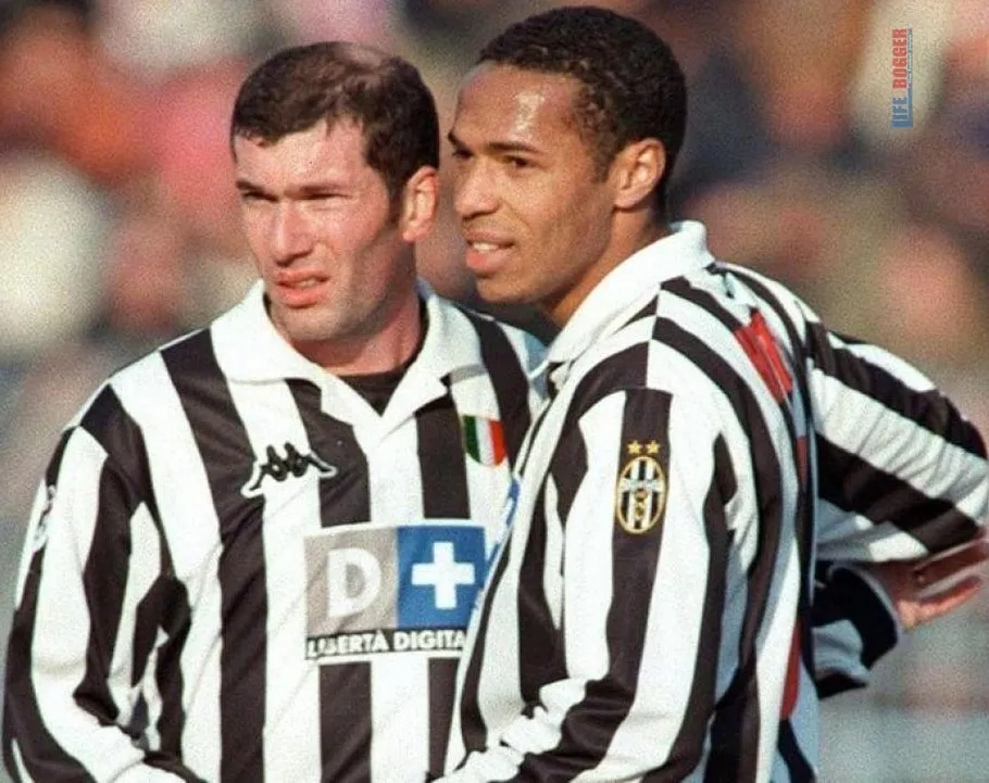 Zidane and Thierry Henry during their Juventus playing days. Not many soccer fans know this.