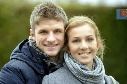 Thomas Muller Love Story with Lisa.