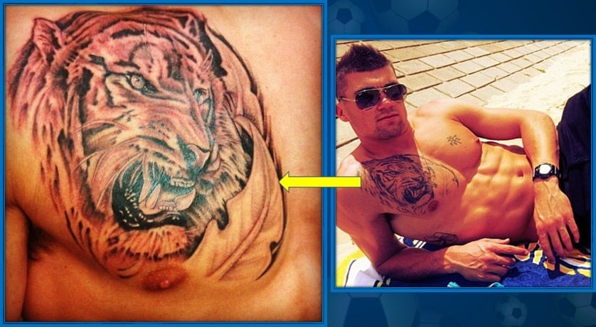 Mathew Ryan's Tattoo tells a lot about his person.