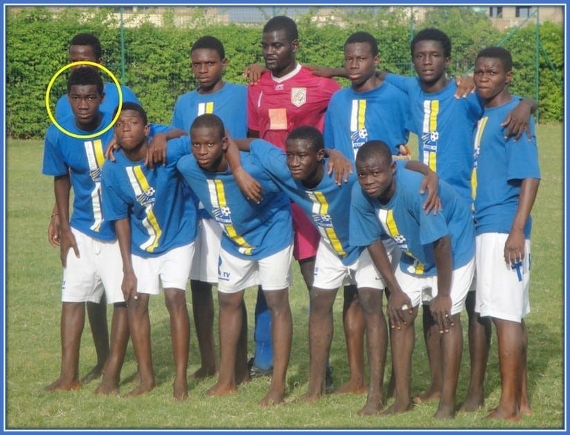 See the young midfielder during his early career in Mali.