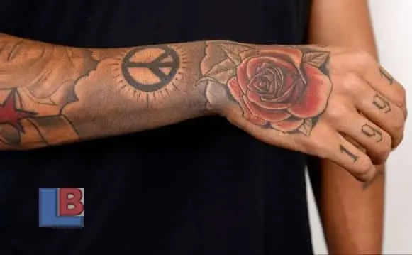 Roberto Firmino Hand Tattoo Facts