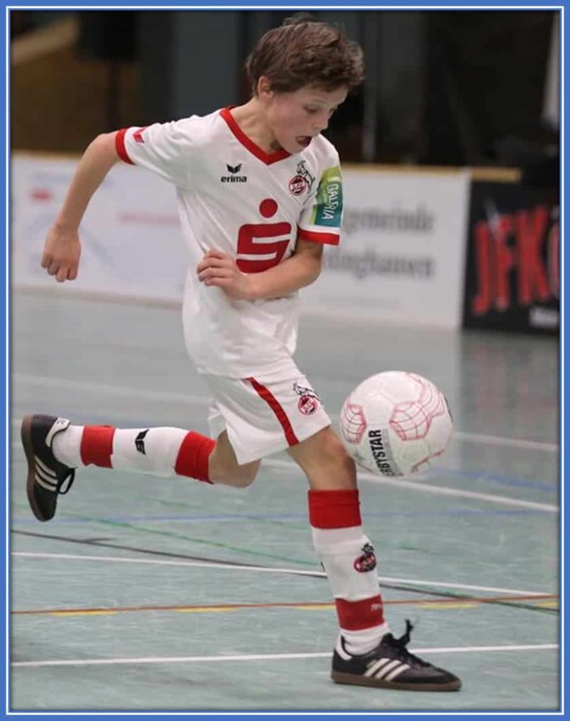 Young Florian Wirtz showed alot of class with his football skills during his childhood.