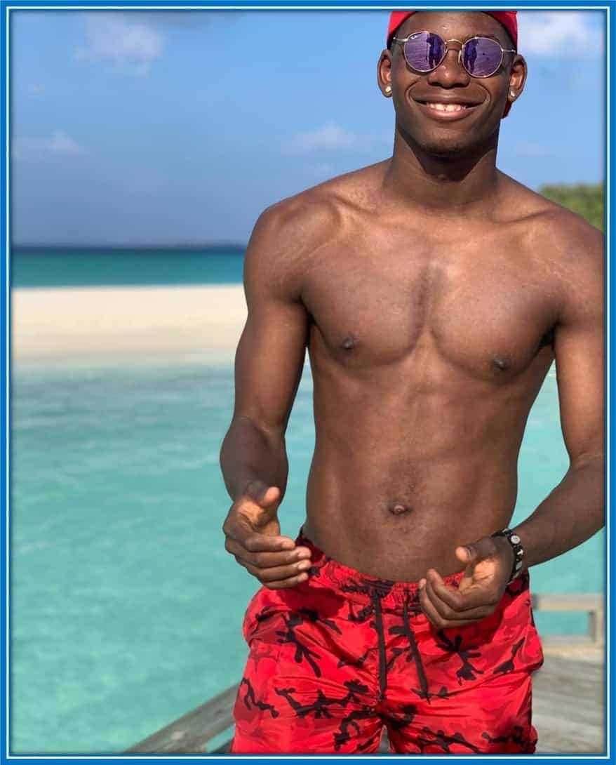 Embolo has zero tattoos. Could he be donating blood?