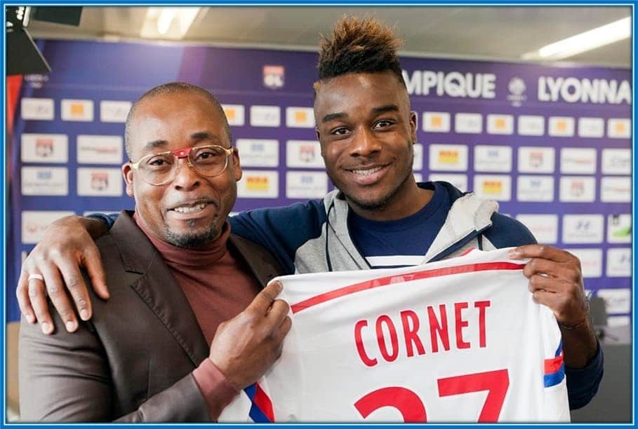 Without Jean Claude Gba, Maxwel could never have become a successful footballer.