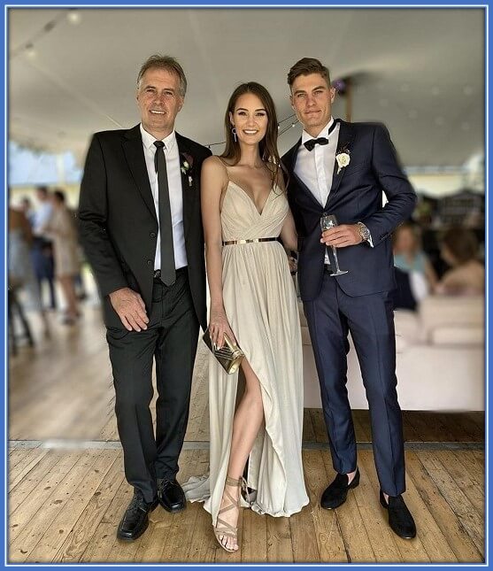 A rare picture of Schick and his father as well as his sister.