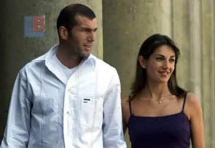 Introducing Véronique Fernández and Zidane.