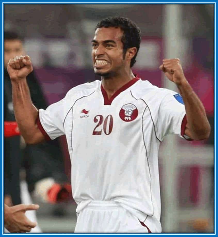 Ali has played Al Sadd and Al-Duhail, amongst other football clubs.